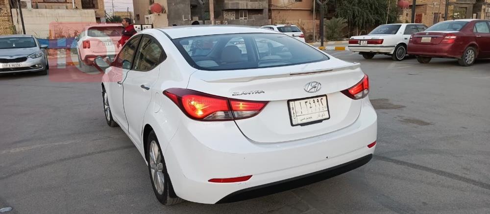 هیوندای ئەلەنترا